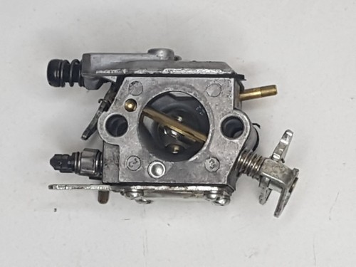 Carburateur pour pièces - pièces, a